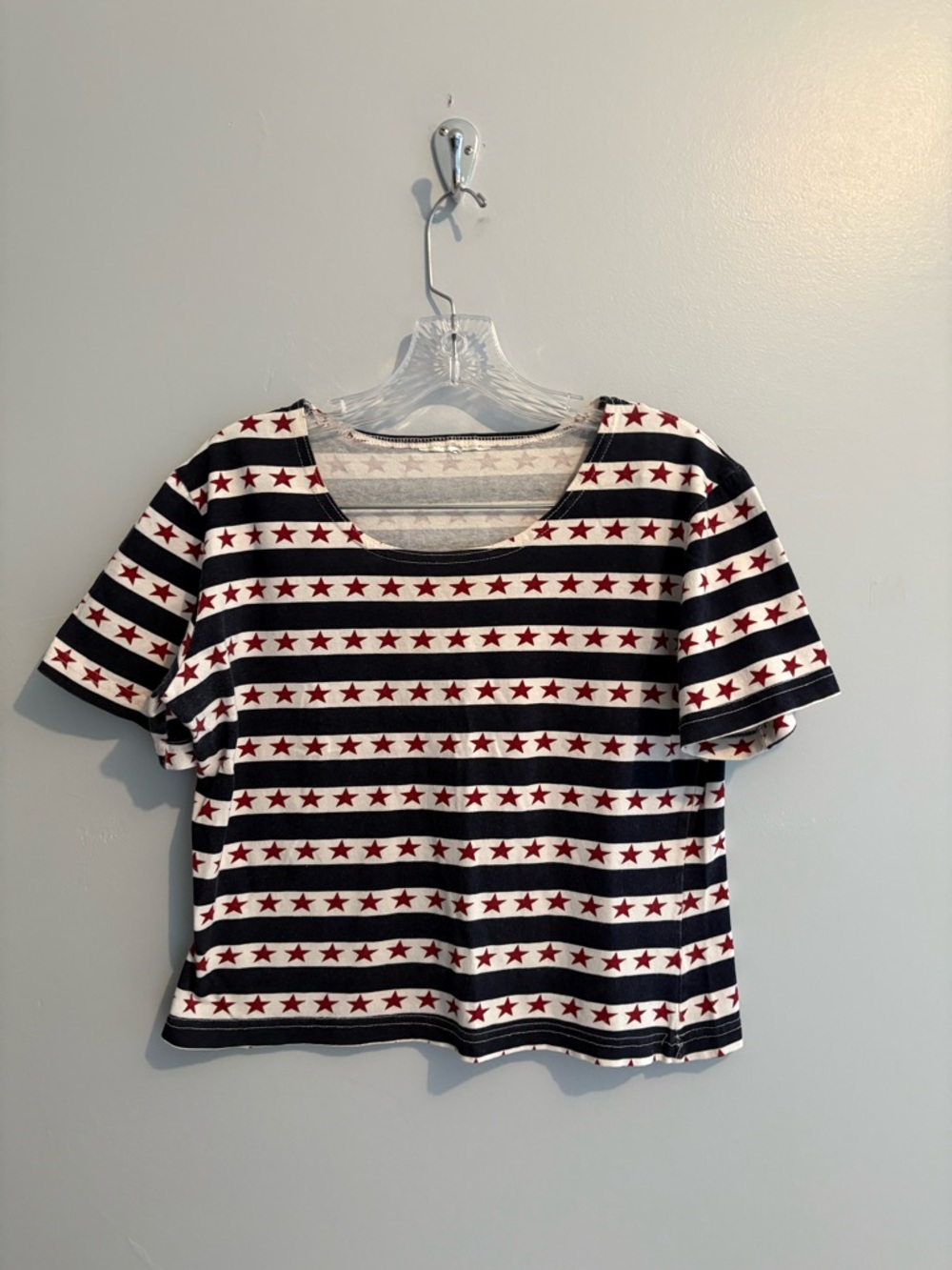 Vintage Americana Women’s Medium Cropped Short Sleeve Tee Striped Star Navy Red - Picture 1 of 15